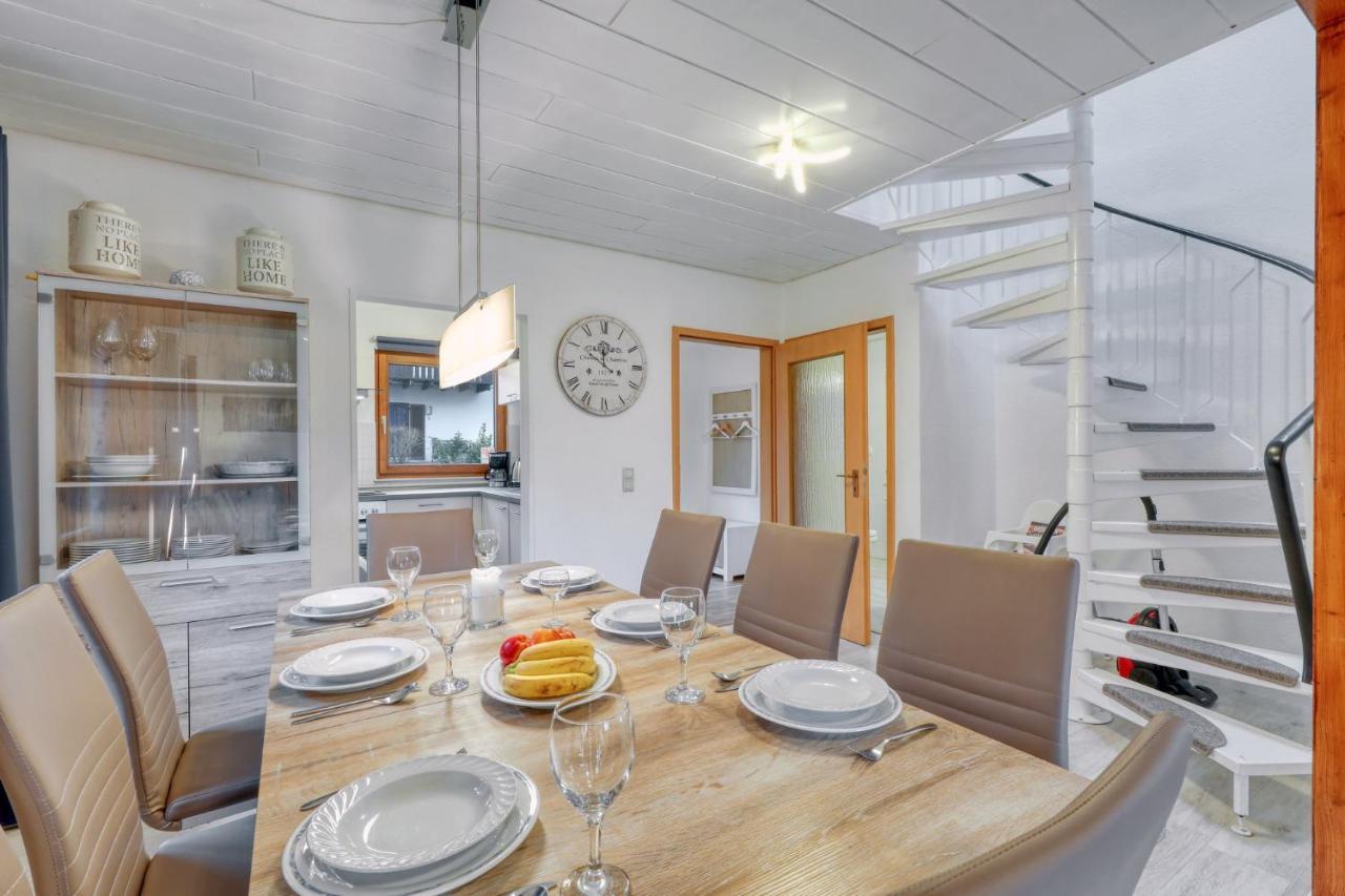 Seepark Kirchheim Ferienhaus Bei Zeta Mit Sauna Exterior foto