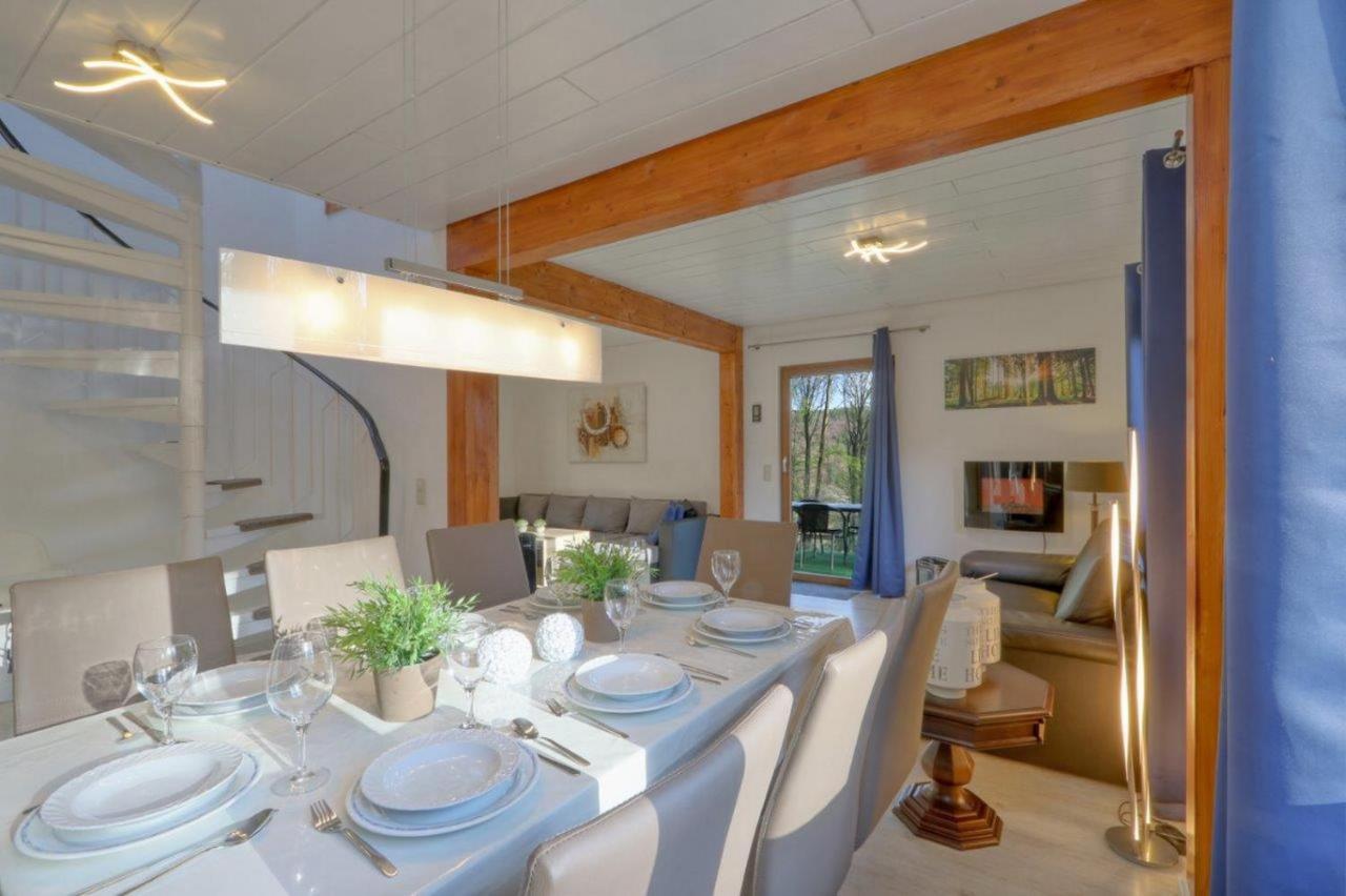 Seepark Kirchheim Ferienhaus Bei Zeta Mit Sauna Exterior foto