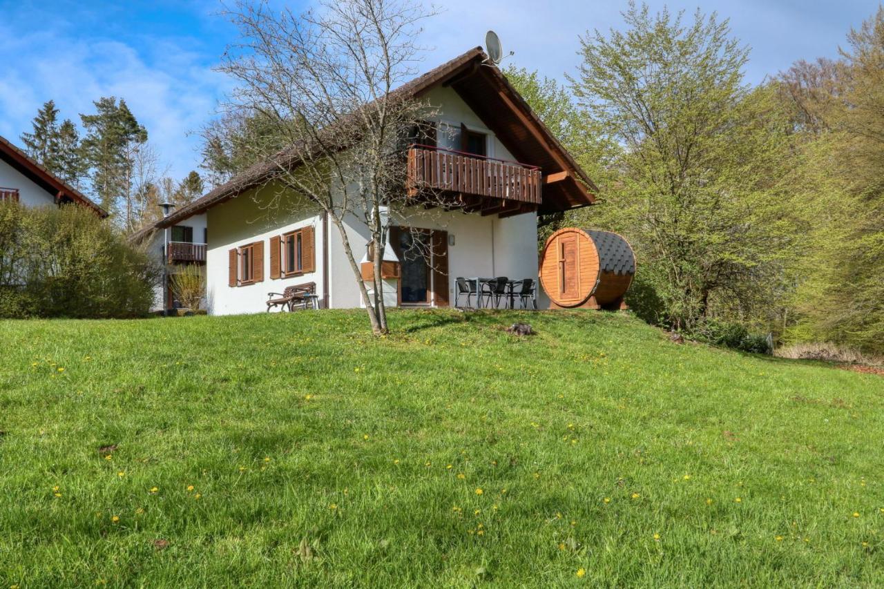 Seepark Kirchheim Ferienhaus Bei Zeta Mit Sauna Exterior foto