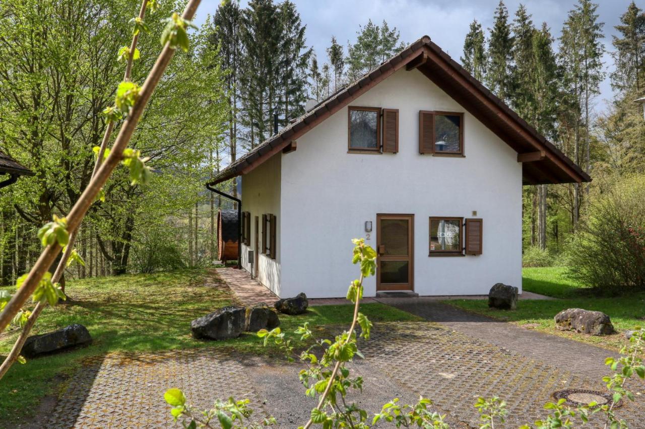 Seepark Kirchheim Ferienhaus Bei Zeta Mit Sauna Exterior foto